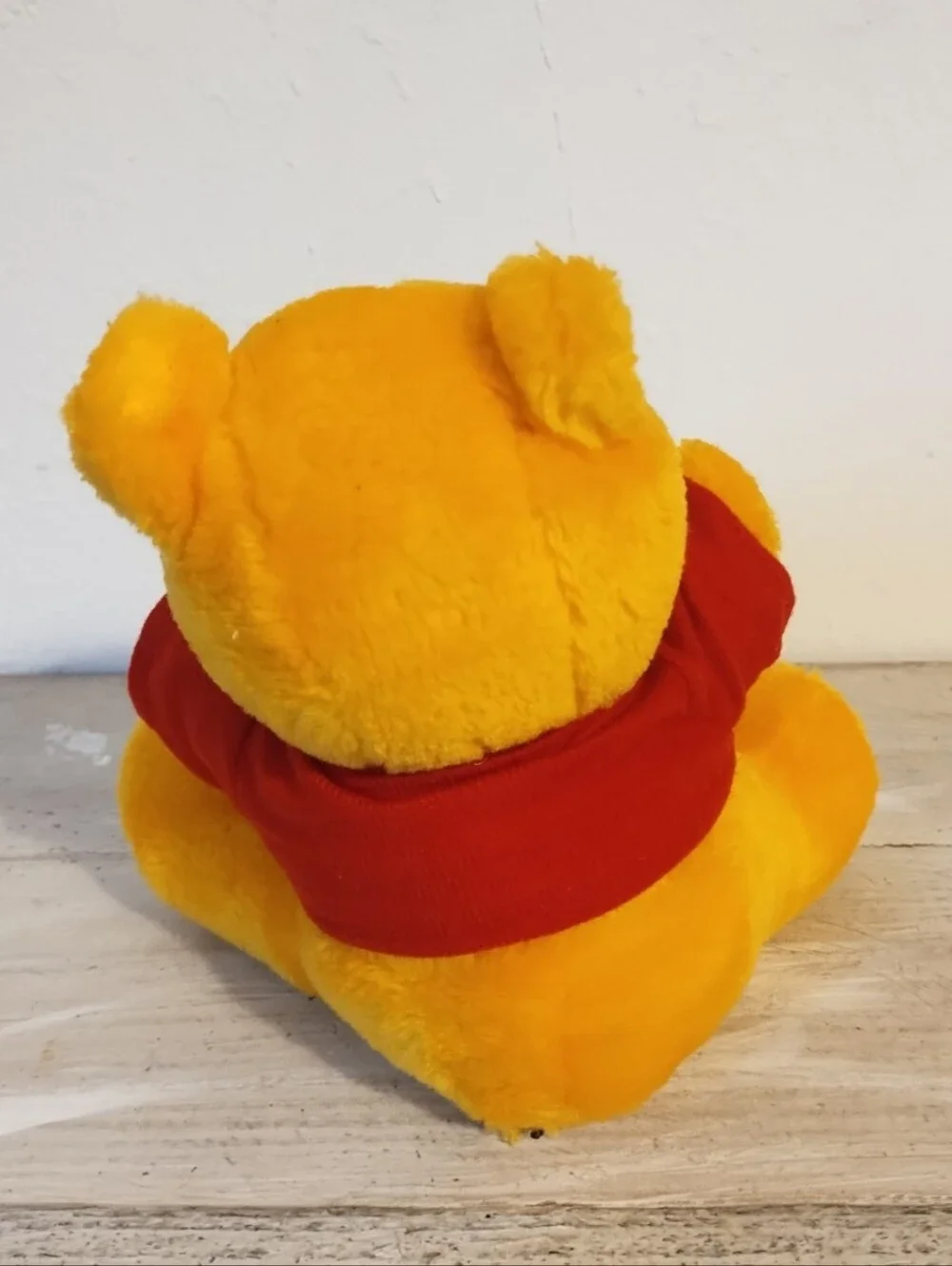 Vtg Kuddle Me Toys Winnie the Pooh Plush Stuffed Animal